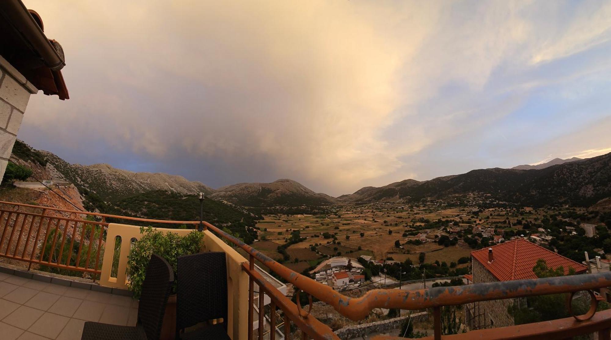 Panorama Askifou Karés Buitenkant foto